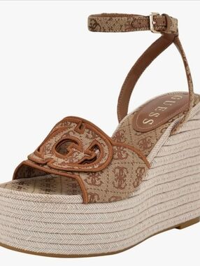 Guess Womens Tanveey Platform Wedge Sandals with Ankle Strap 9.5